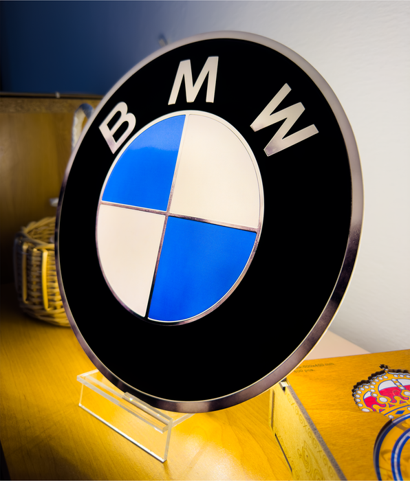 Stolní lampa BMW