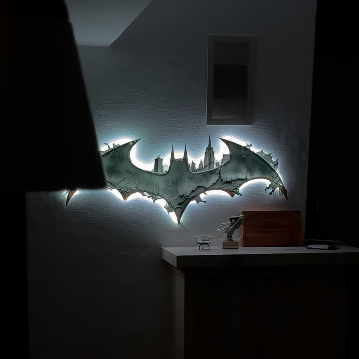 Svítícií obraz- Batman povstal