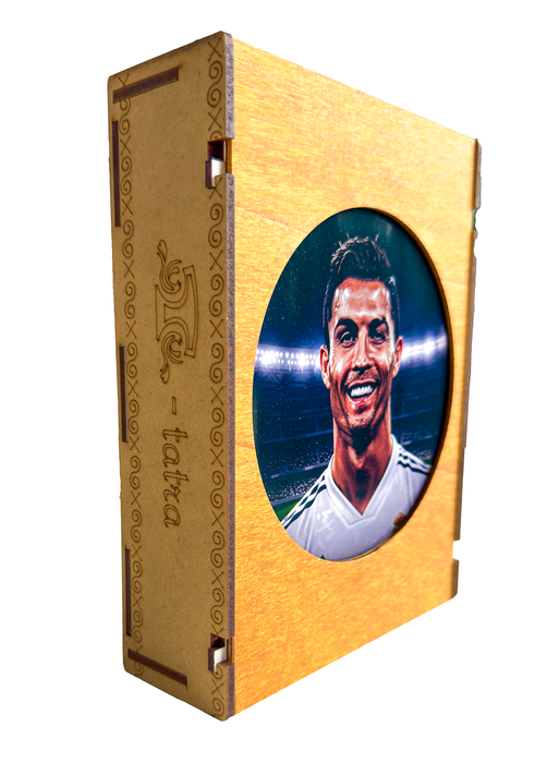 Cristiano Ronaldo - portrét - Dřevěné puzzle